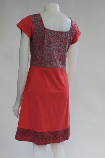 TT-D20319-HR Org Cotton C/S Rose Dress