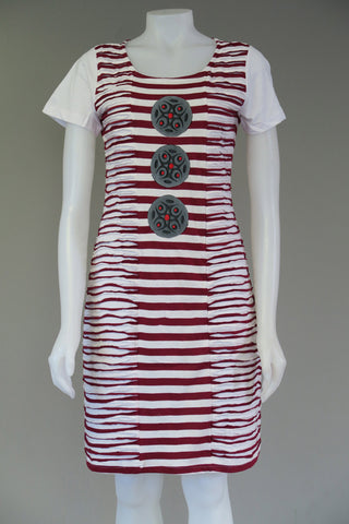 Organic stripe c/s cutout Dress Circle Emb. Patches
