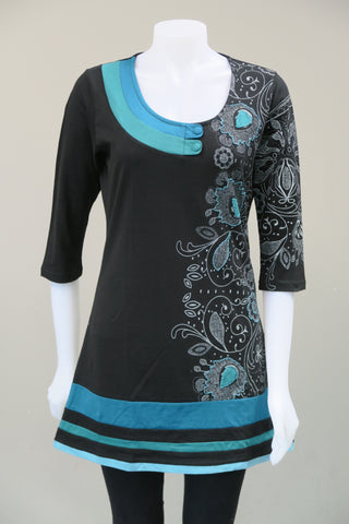  Print Applique 3/4 Sleeve  Top